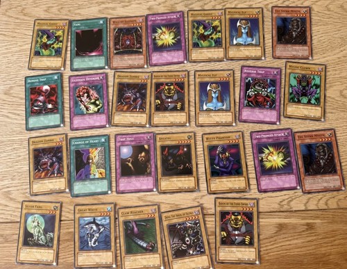 Vintage card - yu-gi-oh!,