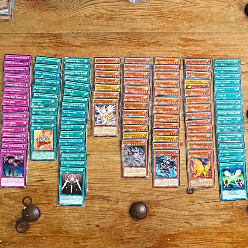 Tcg konami legend of - yu-gi-oh!,