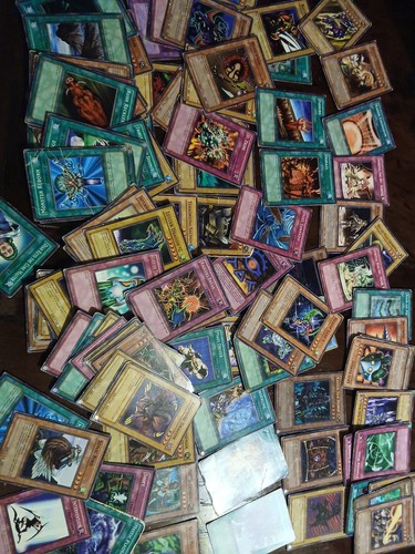 100 card lot yugioh mostly - lot,