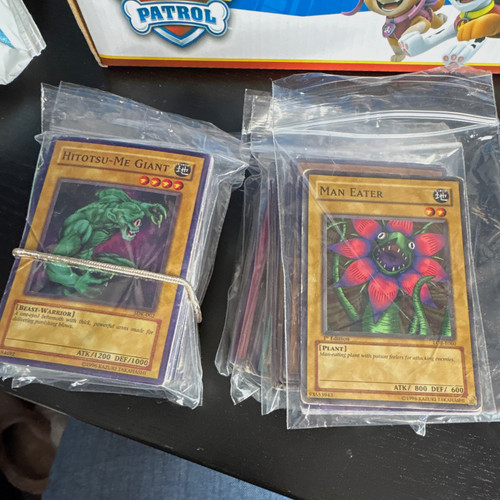 Tcg card lot - yu-gi-oh!,